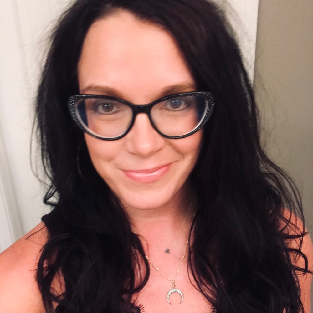 Meet your Posher, Melanie